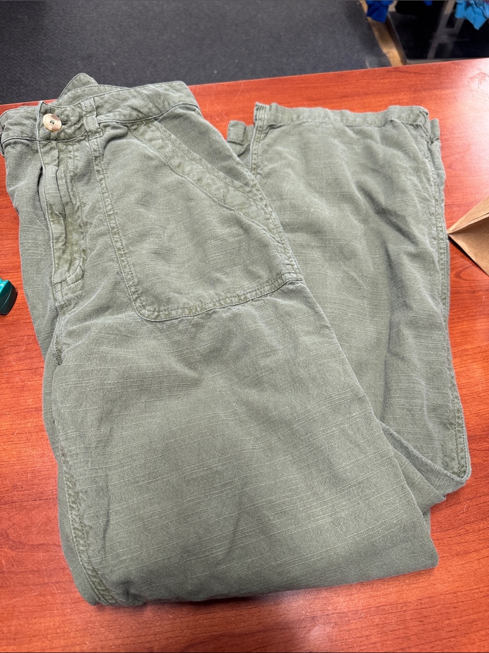Billabong pants size 27 // 100476